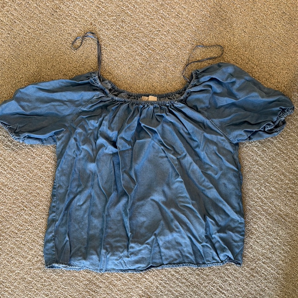 Loft Chambray Women's cold shoulder Top